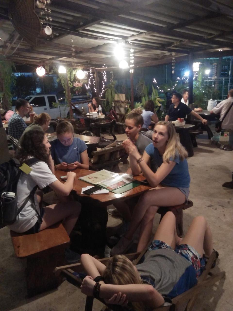 Sangjun Guesthouse Trat Zewnętrze zdjęcie